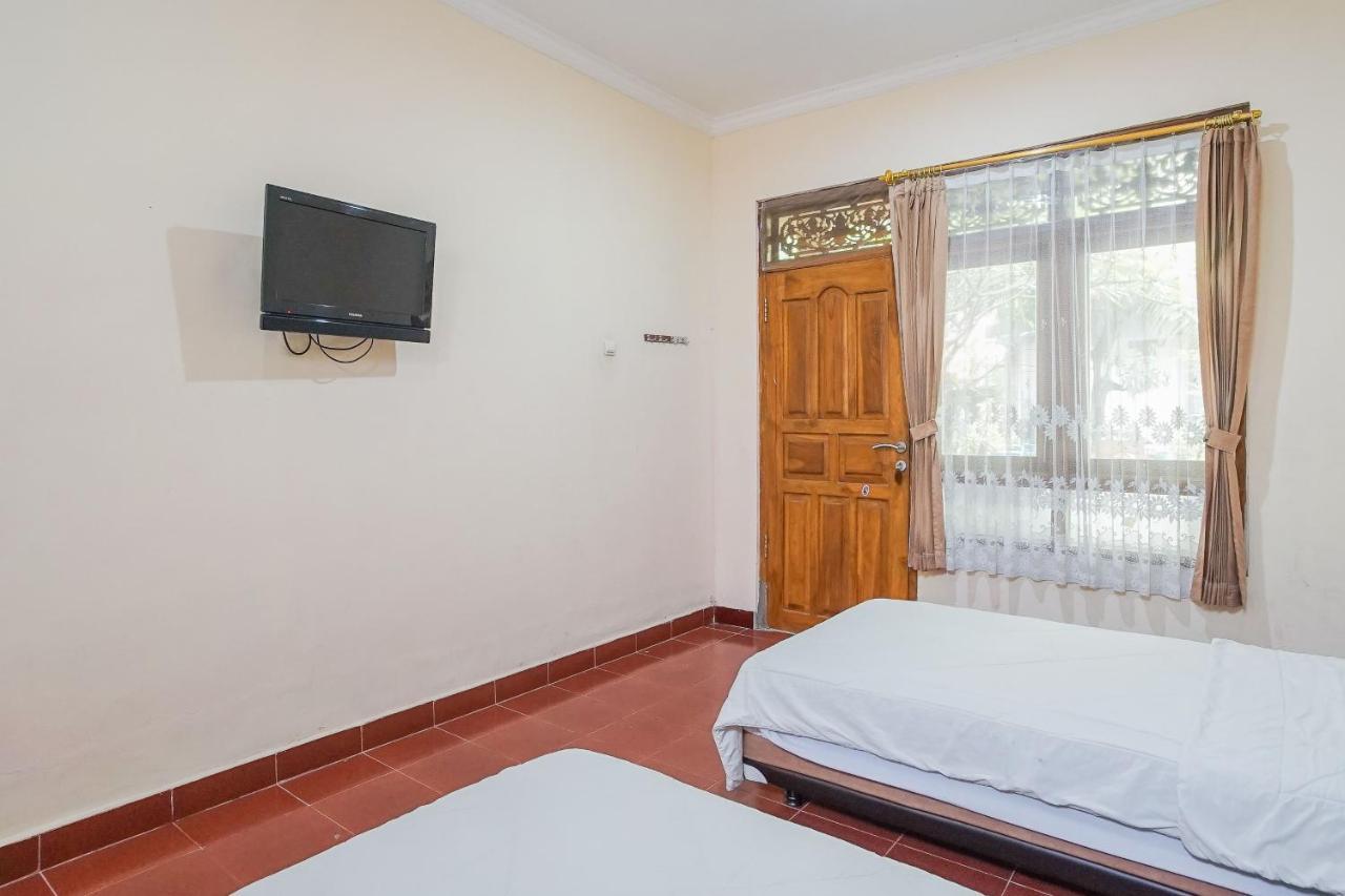 Mahendra Beach Inn Кута Екстер'єр фото
